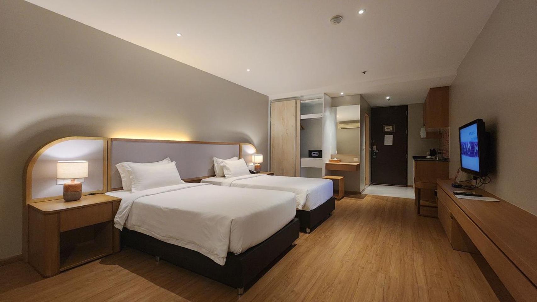 Brighton Hotel バンコク都 エクステリア 写真